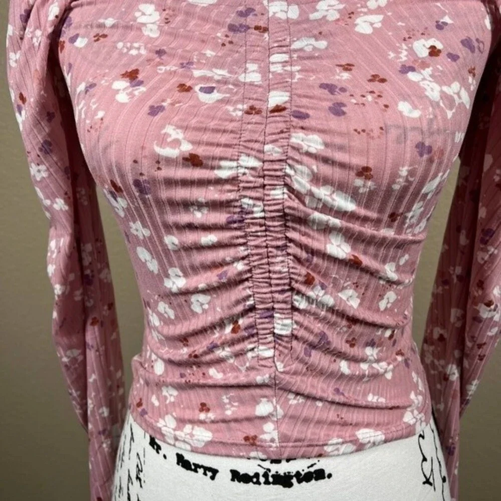 Antistar Pink top White floral  print long sleeve front ruched crop top size S